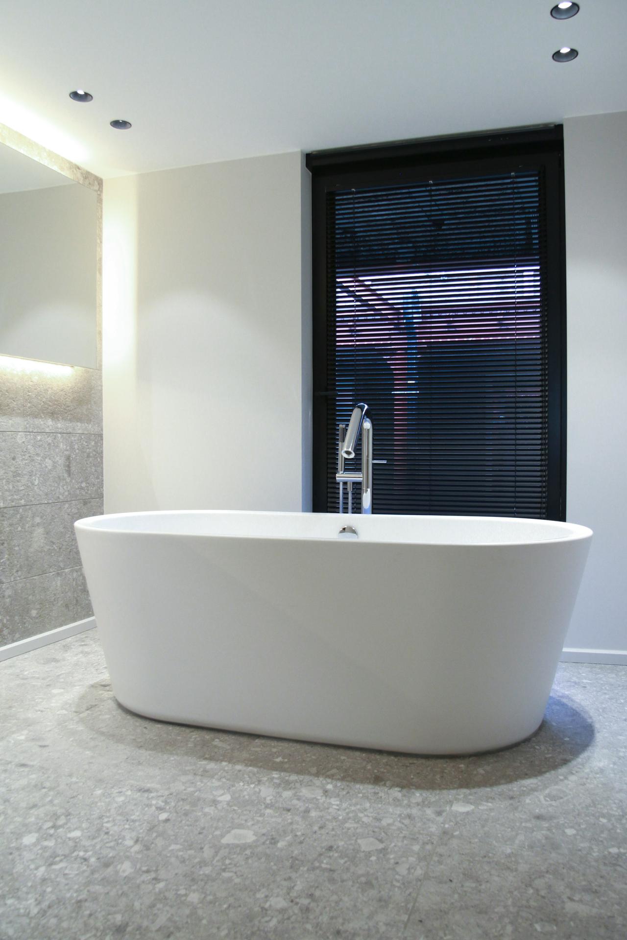 🛁 Bathtub Installations